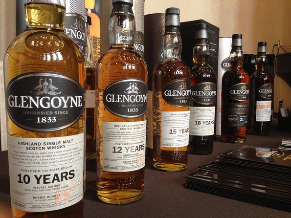 stirling-castle-and-whisky-very-small-group-tour-from-edinburgh