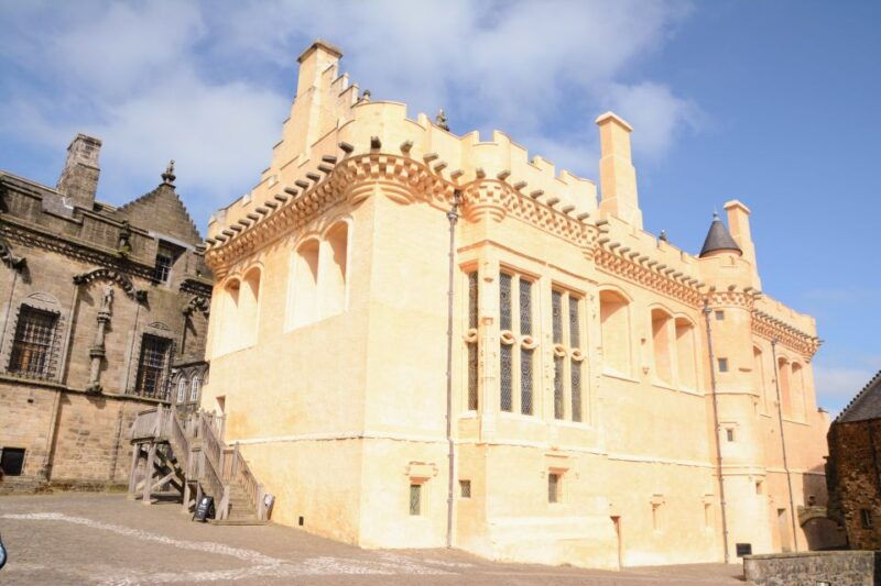 stirling-castle-skip-the-line-guided-tour-in-spanish