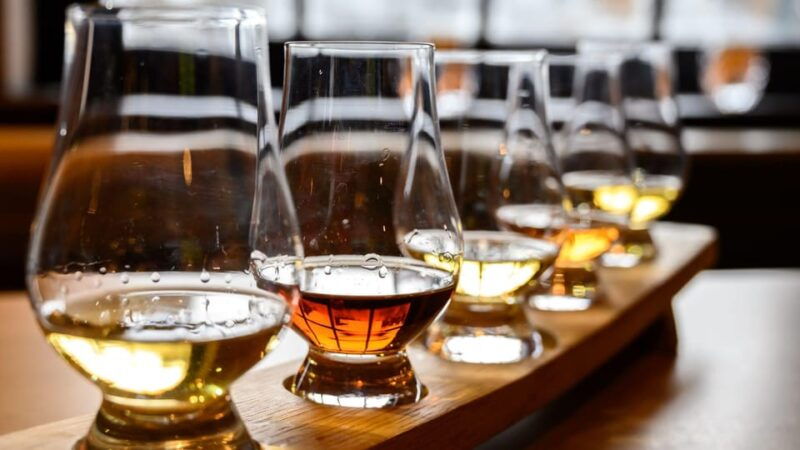 stirling-castle-whisky-distillery-highlands-tour-glasgow