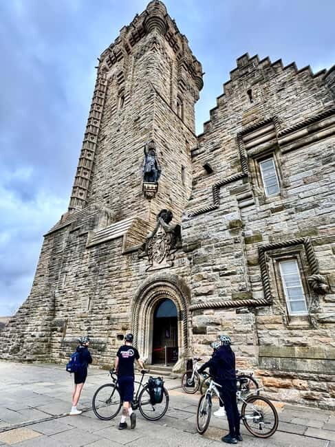 Stirling: The Bike & E-Bike Tour of The City and Beyond - A Closer Look at the Stirling Bike & E-Bike Tour
