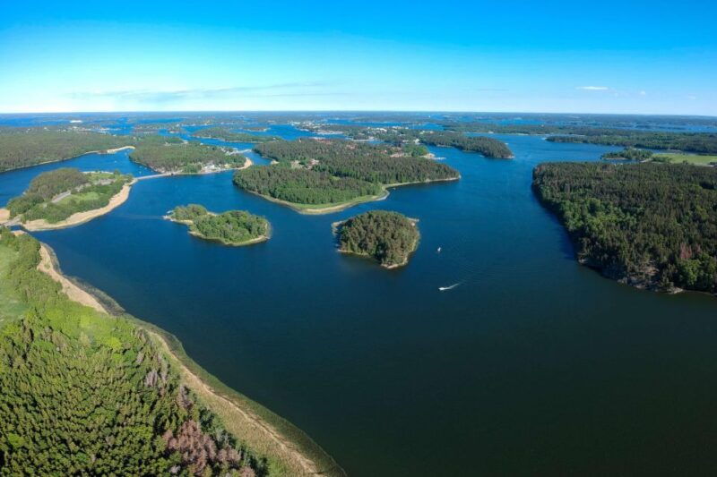 stockholm-archipelago-boat-cruise-gamla-stan-walking-tour