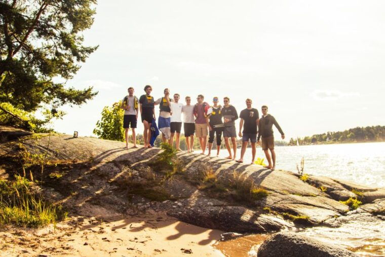 stockholm-archipelago-islands-kayak-tour-and-outdoor-picnic