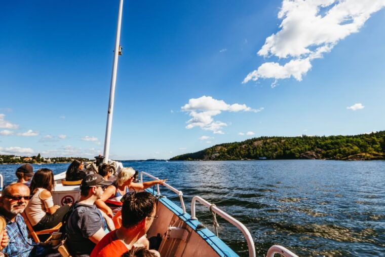 stockholm-city-archipelago-sightseeing-cruise-with-guide