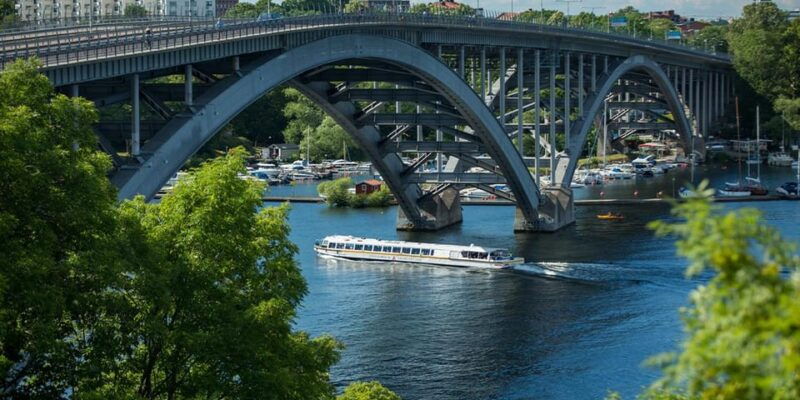stockholm-city-bridges-cruise
