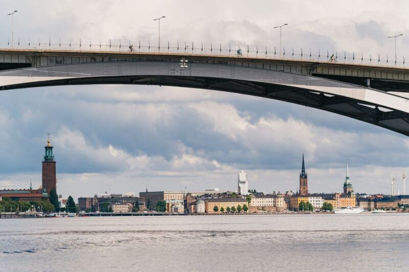 stockholm-city-bridges-cruise