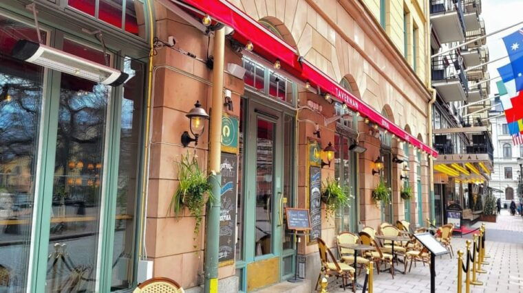 stockholm-city-centre-and-trendy-district-self-guided-walk