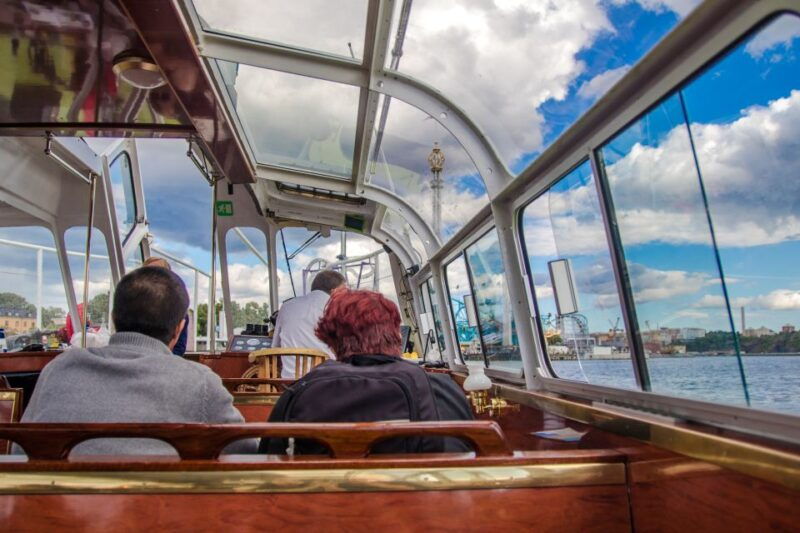 stockholm-city-sightseeing-hop-on-hop-off-bus-tour