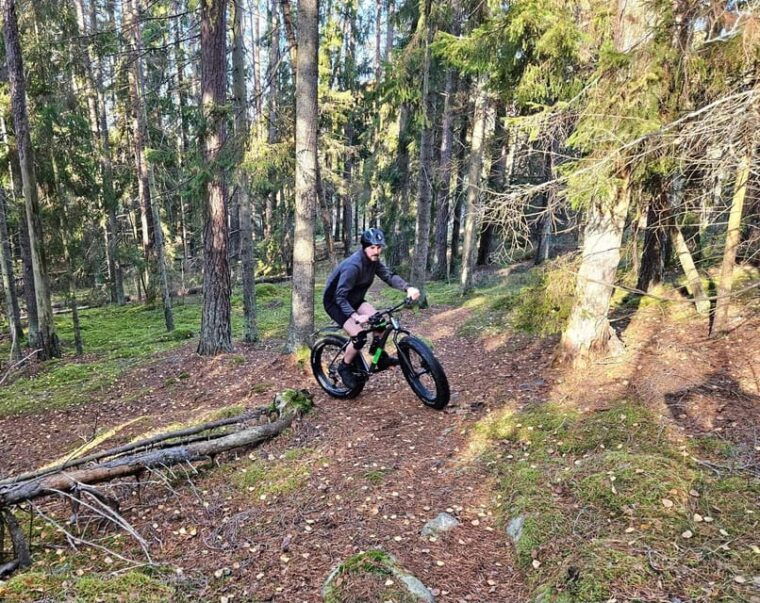 stockholm-fat-bike-forest-adventure-with-lunch-and-sauna