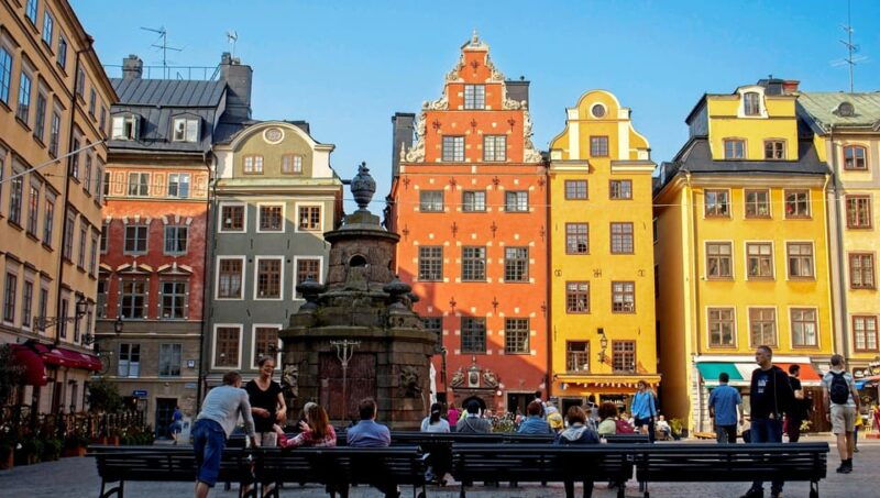 stockholm-icons-old-town-riddarholmen-private-guided-tour
