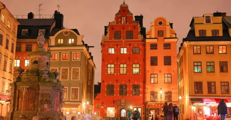 stockholm-icons-old-town-riddarholmen-private-guided-tour