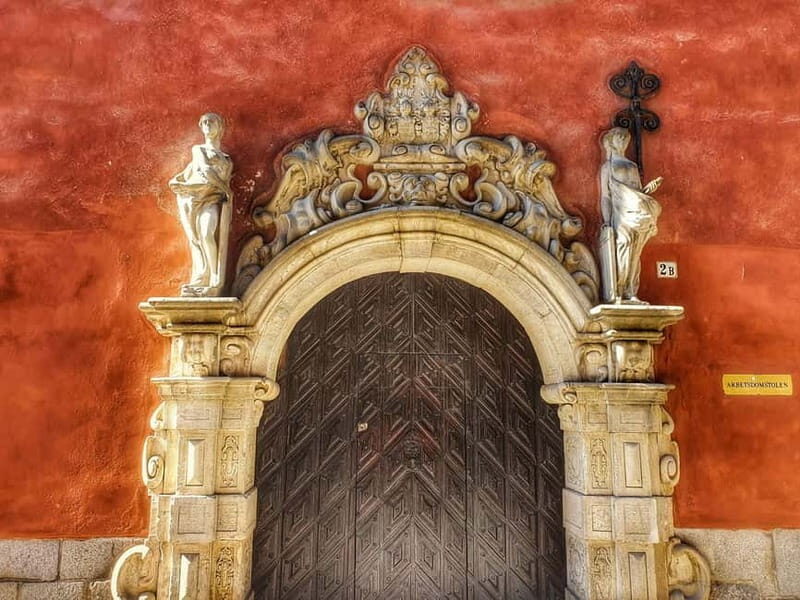 Stockholm: Legends & Landmarks City Hall & Old Town Tour - An Overview of the Itinerary