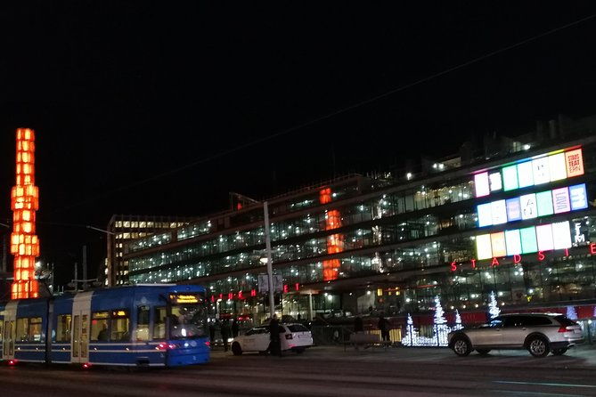 stockholm-modern-city-and-old-town-a-small-group-walking-tour