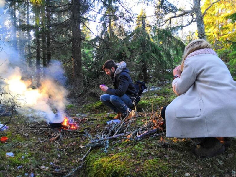 stockholm-nature-hike-with-campfire-lunch