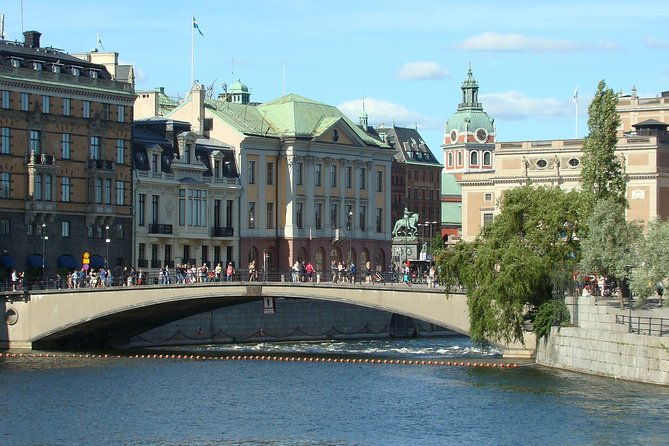 stockholm-old-town-and-the-vasa-museum-a-small-group-walking-tour