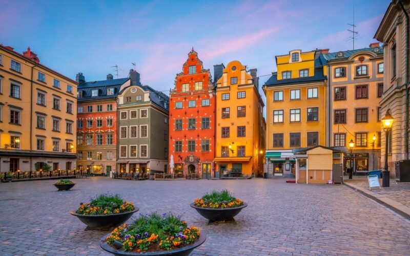 stockholm-old-town-highlights-private-walking-tour