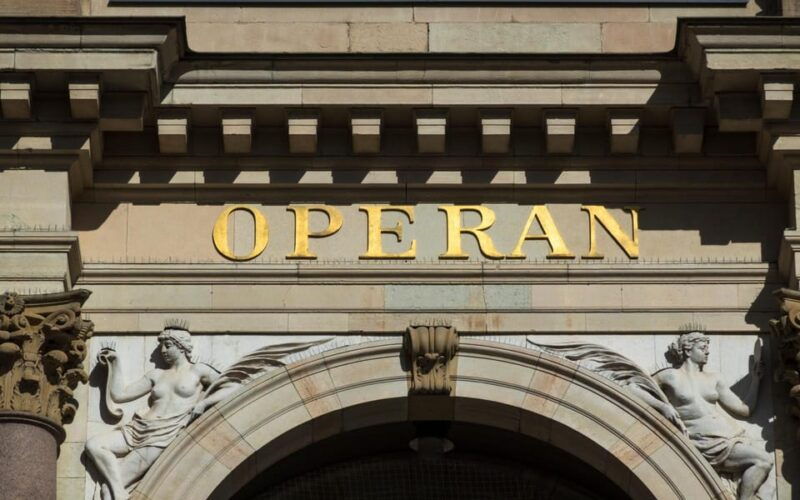 stockholm-old-town-highlights-private-walking-tour