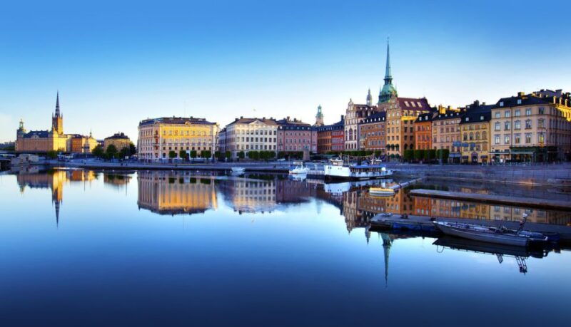 stockholm-old-town-historical-walking-tour-w-official-guide