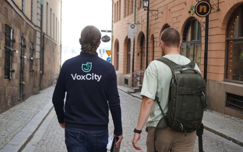 Stockholm: Old Town Walking Tour and Hop-on Hop-off Bus Tour - Who Will Love This Tour?
