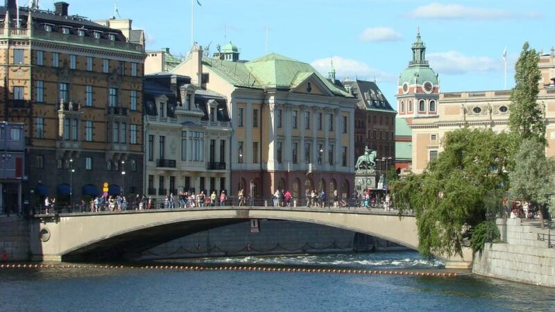 stockholm-old-town-walking-tour-and-the-vasa-museum
