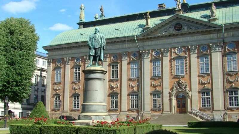stockholm-old-town-walking-tour-and-the-vasa-museum