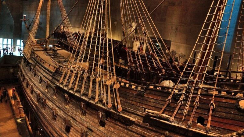 stockholm-old-town-walking-tour-w-vasa-museum-boat-ride