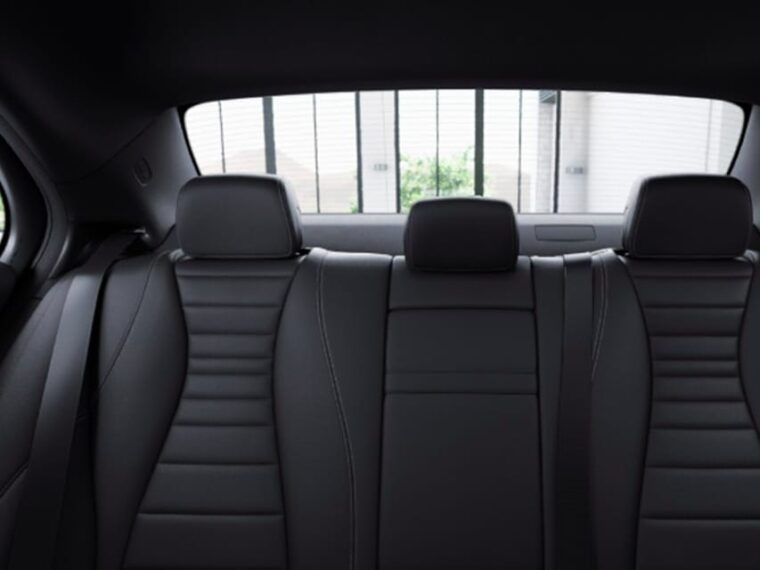 stockholm-private-transfer-to-from-arlanda-airport-and-city-2