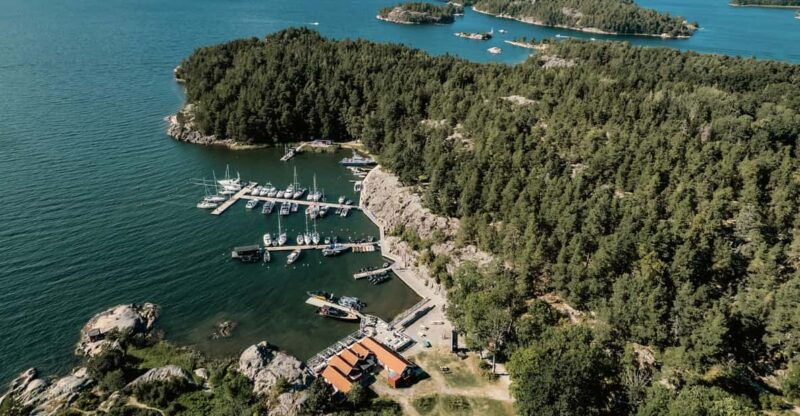stockholm-rib-speed-boat-tour-incl-island-visit