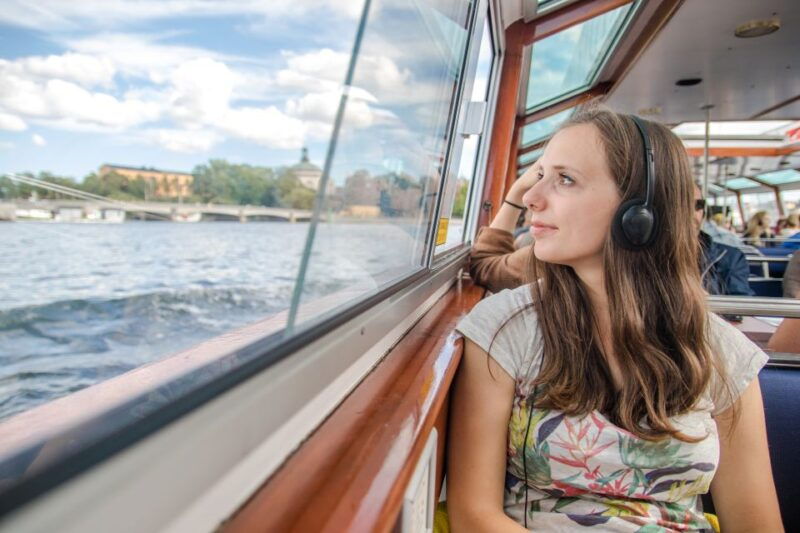 stockholm-royal-djurgarden-city-canal-cruise