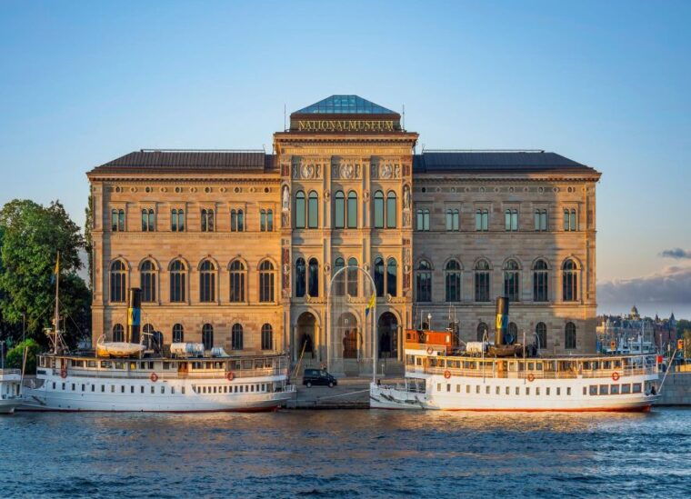stockholm-royal-palace-museums-gamla-stan-skip-the-line-tour-2