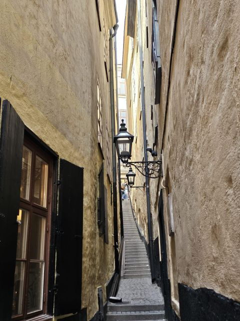 stockholm-secrets-of-gamla-stan-guided-tour-w-fika-option