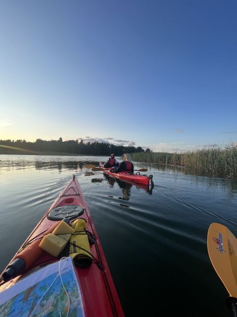 stockholm-sunset-kayak-tour-in-the-archipelago-fika
