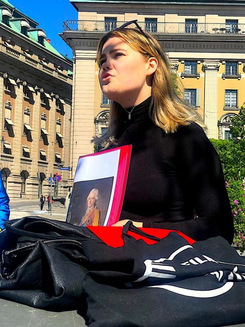 stockholm-walking-tour-modern-city-streets-alive