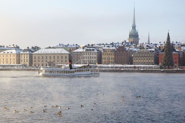 stockholm-winter-boat-tour-with-guide-3