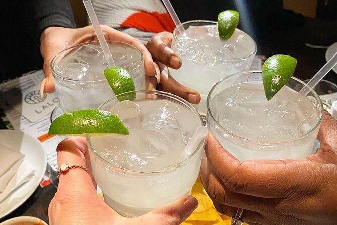 stockyards-saloon-crawl-with-food-tours-of-america