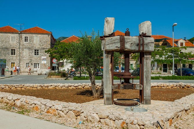 ston-oyster-tasting-tour-from-dubrovnik