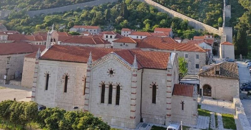 ston-private-walking-tour-with-the-walls-and-saltworks-visit