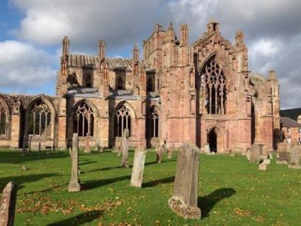 stone-story-rosslyn-chapel-melrose-abbey-private-day-trip