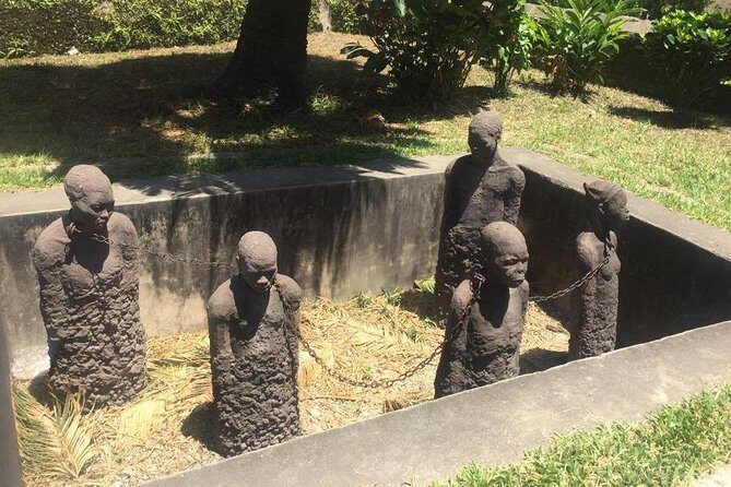 Stone Town and Spice Farm Private Tour - Practical Considerations for Travelers