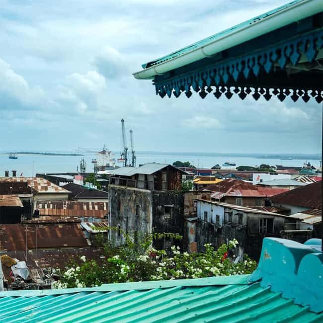 Stone Town Guided Tour: Culture, Slave Market & Spice Market - Markets and Local Flavour