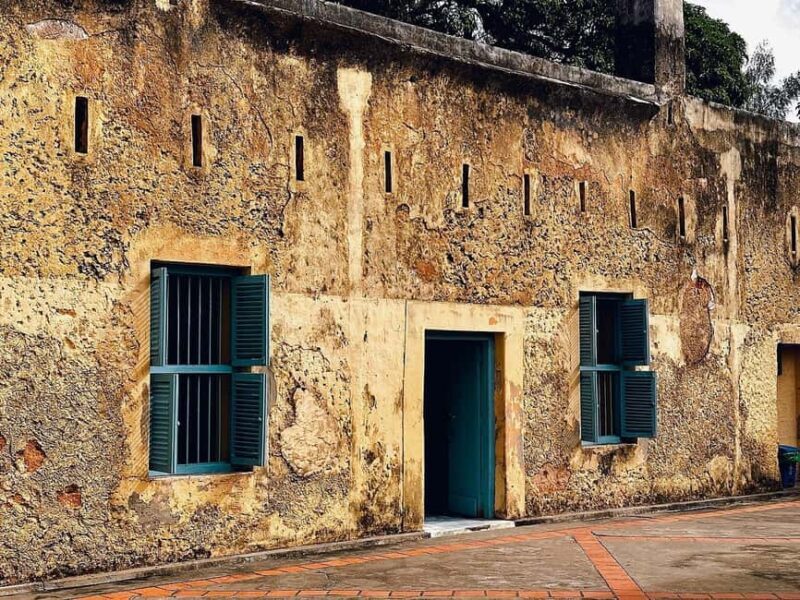 Stone Town, Prison Island, Sea Turtles & The Rock Restaurant - FAQs