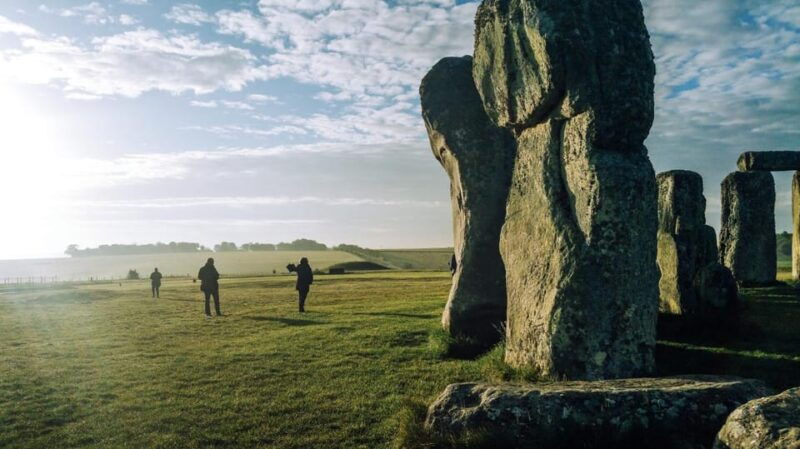 stonehenge-app-guided-tour-admission-included