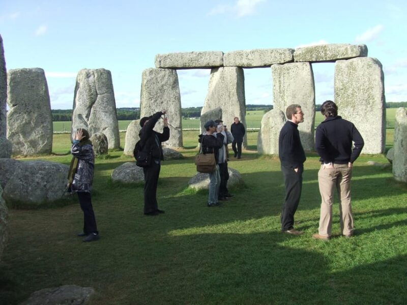 stonehenge-app-guided-tour-admission-included