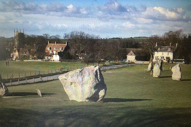stonehenge-avebury-and-west-kennet-long-barrow-from-salisbury