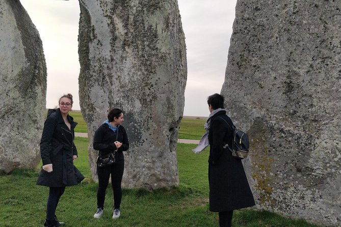 stonehenge-bath-private-day-tour-from-london