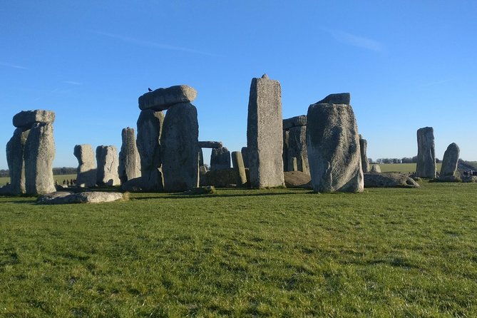 stonehenge-half-day-luxury-guided-tour-from-bath-for-2-8-2