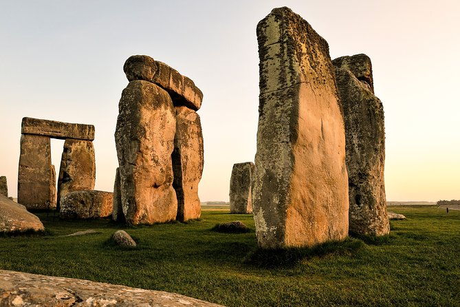 stonehenge-half-day-tour-with-entry-and-extra-time