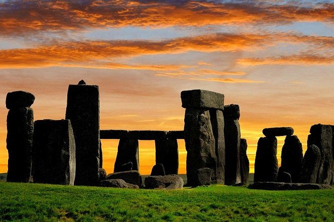 stonehenge-inner-circle-access-day-trip-from-london-including-windsor