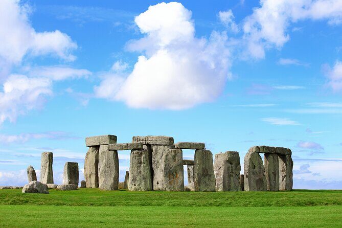 Stonehenge Inner Circle and Windsor Open Top Bus Tour - Valuing the Price
