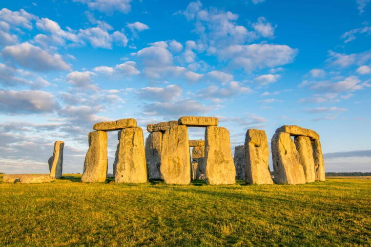 stonehenge-lacock-roman-baths-private-tour