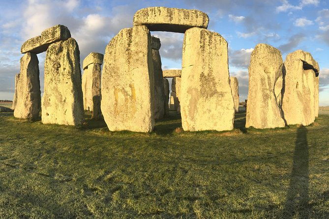 stonehenge-private-car-tour